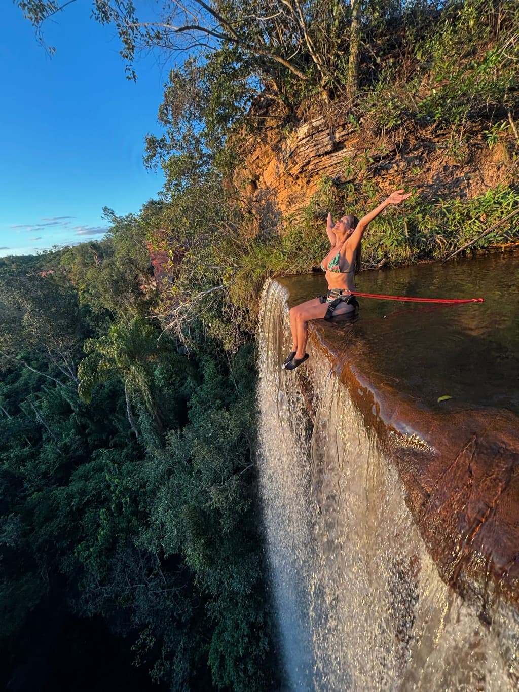 Jagged limestone cliffs and turquoise river in Serras Gerais, Tocantins