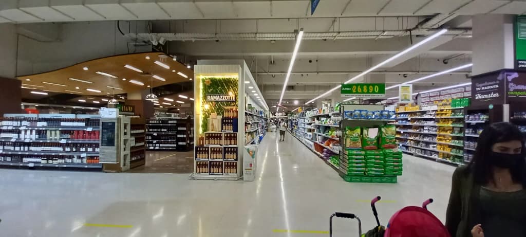 Supermercado Jumbo dentro de Costanera Center, Santiago