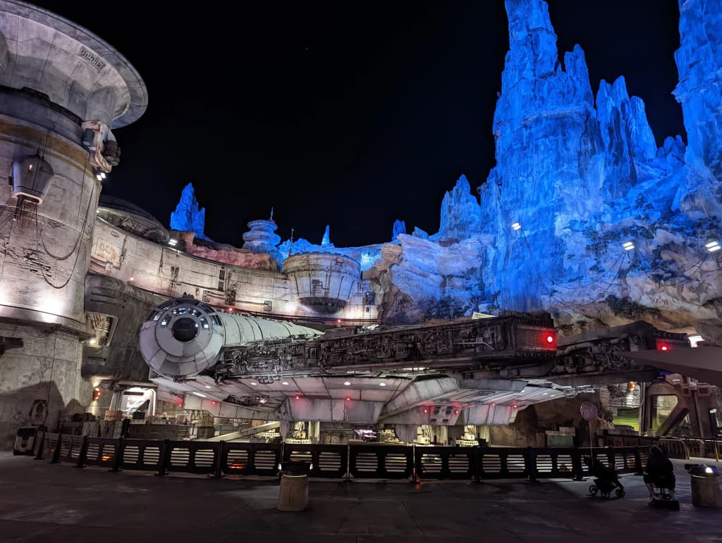 Star Wars Galaxy's Edge, Disney's Hollywood Studios, immersive detail