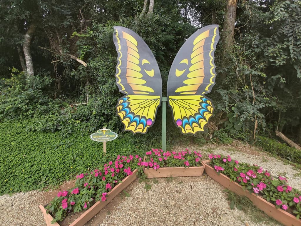 Jardim dos Pinhais Ecco Parque - Photo by Talita Soares