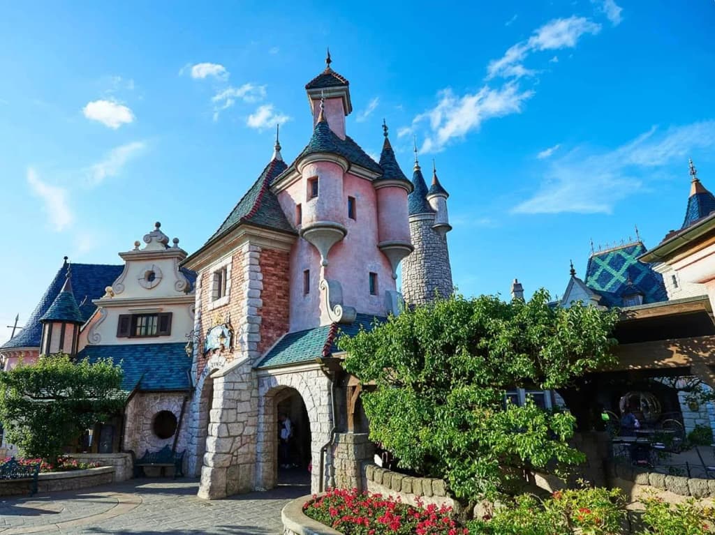 Disneyland Paris - Photo by nicoleta hoamea