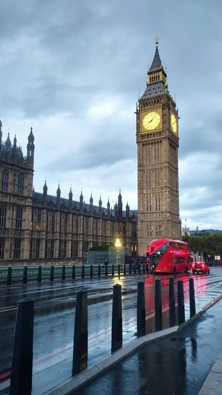 Big Ben - Photo by Ralph Schmidt
