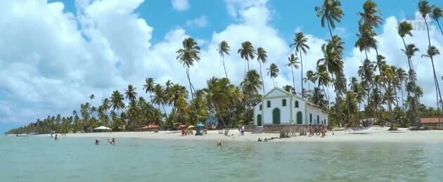 Capela de São Benedito ao amanhecer, Praia dos Carneiros