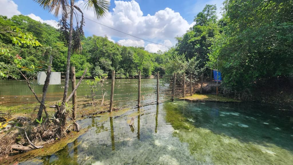 Blue Lagoon in Primavera do Leste, crystal clear water