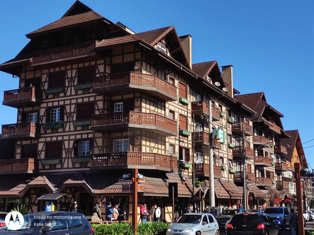 Avenida Borges de Medeiros, o coração pulsante de Gramado
