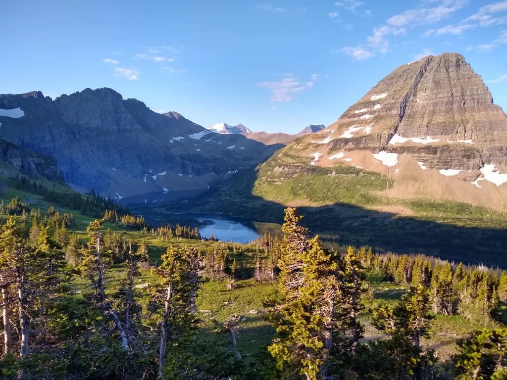 Jagged peaks and turquoise lakes in Glacier National Park