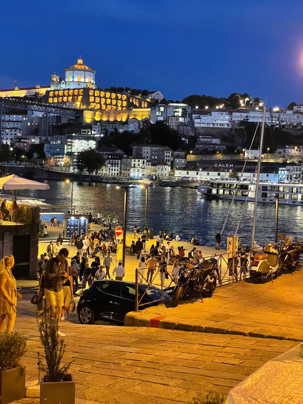 Dom Luís I Bridge at sunset, Porto
