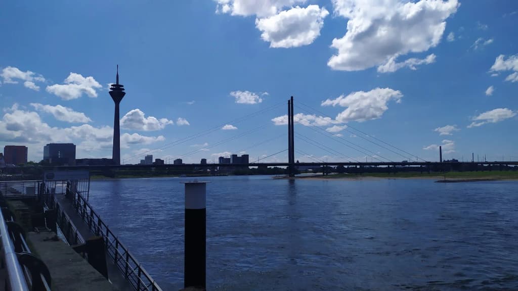 Düsseldorf - Photo by Oleh Konstantinov