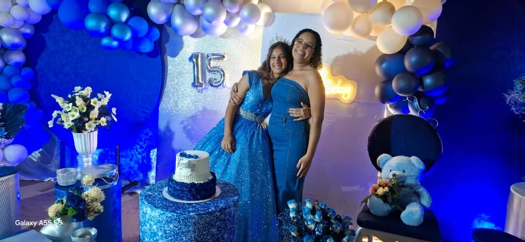 Casarões coloniais e vida local no centro histórico de Vila Bela